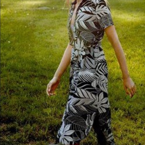 Farm Rio for Anthro Adonidia Dress Tropical Print button-front shirtdres… - Picture 4 of 9